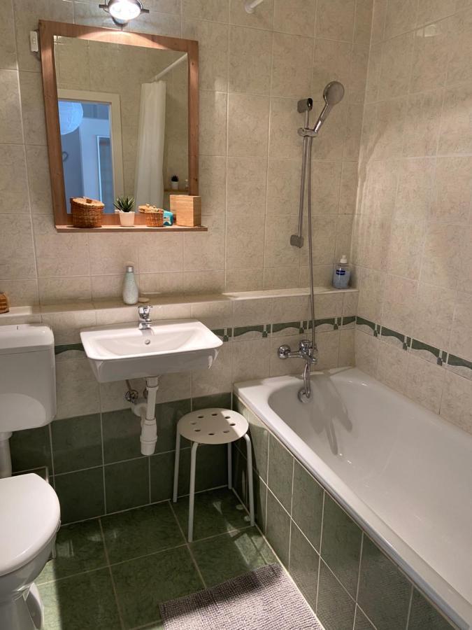 Gyoengy Apartman Sopron Exterior photo