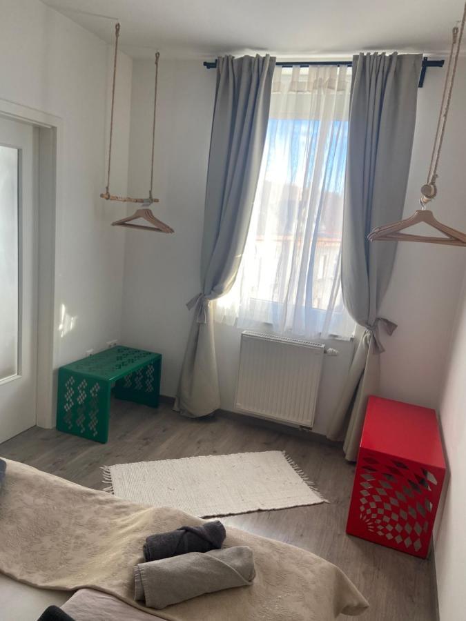 Gyoengy Apartman Sopron Exterior photo